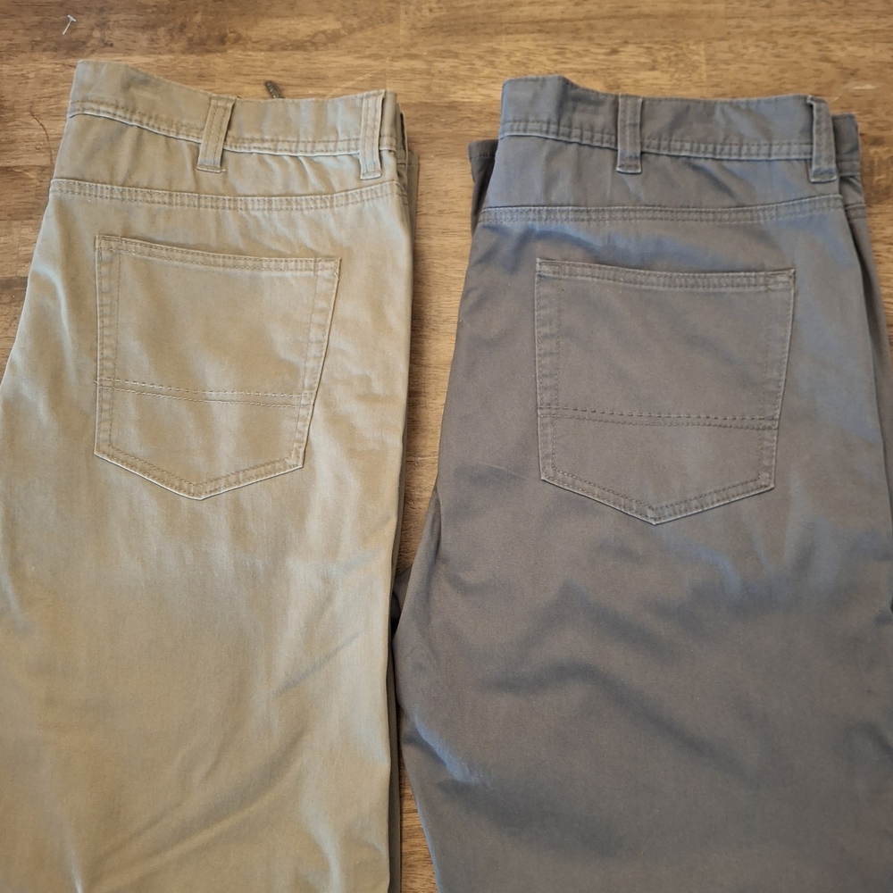 2 Pair NEW Kirkland Signature Men's 40X32 Chinos - Tan and Gray Pants